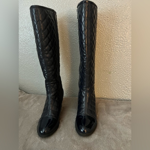 Platform Quilted Boots - Picture 5 of 7